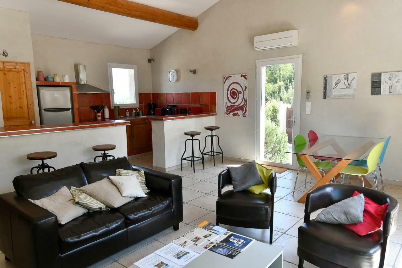 Le Mas Des Genets Saint-Remy-de-Provence Exterior photo